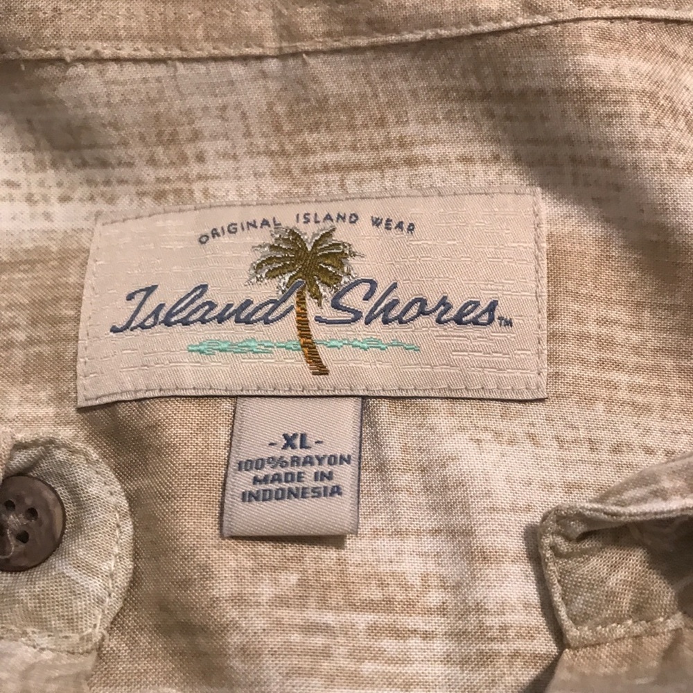 Island shores short sleeve casual dress shirt